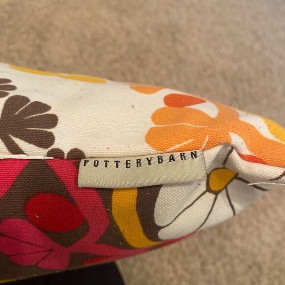 Pottery Barn Outdoor Throw Pillow 20” x 20” - Picture 3 of 3